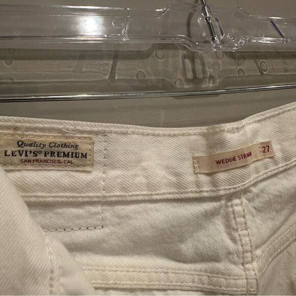 LEVI’s Jeans Women Size 27 Premium Wedgie Straight Big E Button Fly‎ Fray Hem - Picture 9 of 11
